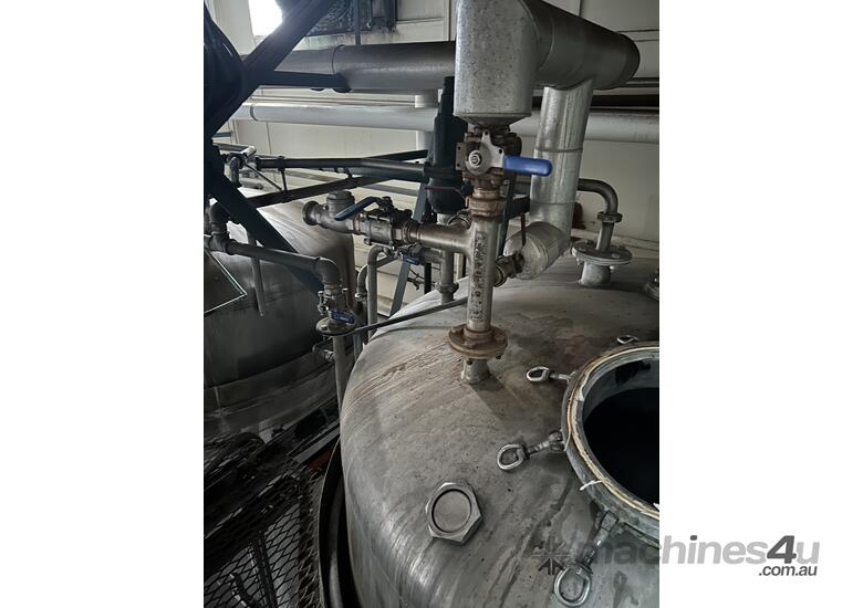 Insulated Stainless steel Cream tank 27kl Capacity 