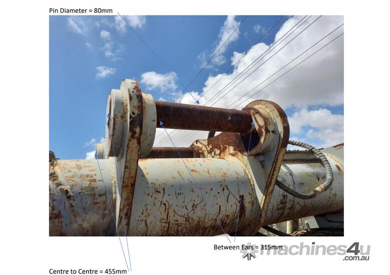 caption Flipscreen E130 Screening Bucket