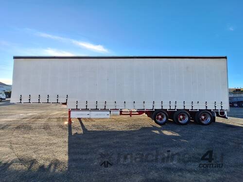 caption 2013 Maxitrans ST3-NSTCH Tri Axle Drop Deck Curtainside Trailer