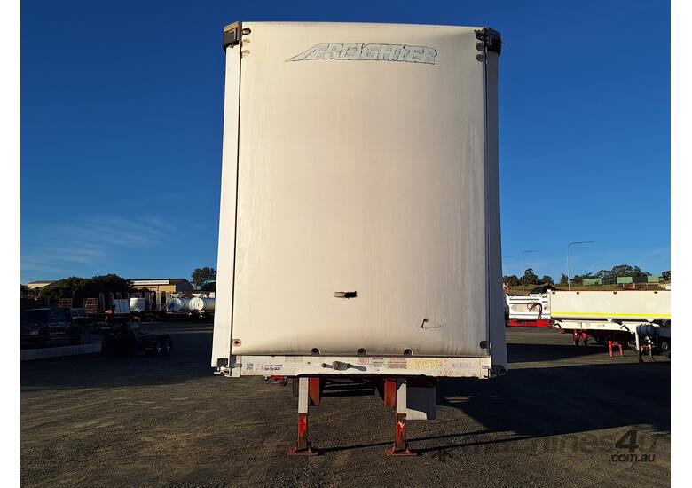 caption 2013 Maxitrans ST3-NSTCH Tri Axle Drop Deck Curtainside Trailer
