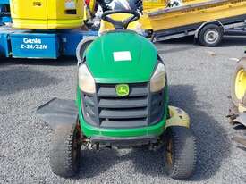 John Deere D110 - picture0' - Click to enlarge