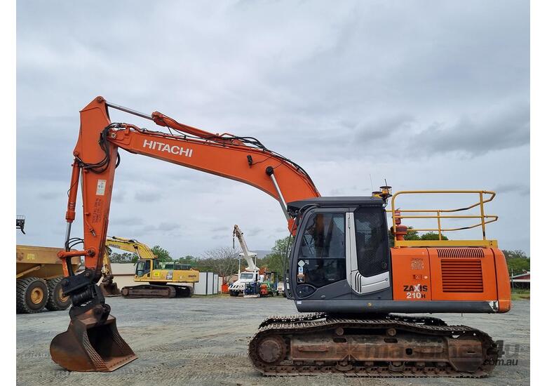 2015 Hitachi Zx210h-3