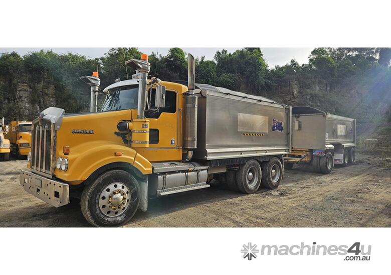 caption 2004 Kenworth T404 Sar