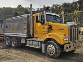 2004 Kenworth T404 Sar  - picture14' - Click to enlarge