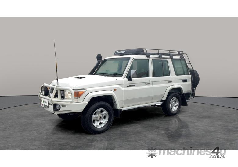 caption 2020 Toyota Landcruiser GXL Diesel