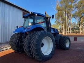 NEW HOLLAND T8.360 PLM UC FWA TRACTOR - picture0' - Click to enlarge