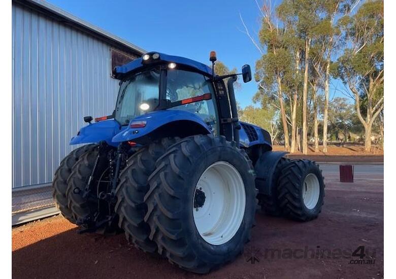 caption NEW HOLLAND T8.360 PLM UC FWA TRACTOR