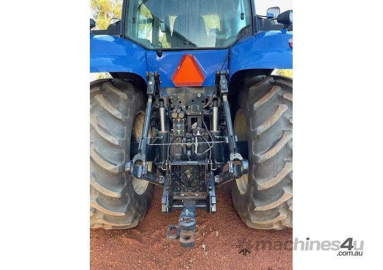 caption NEW HOLLAND T8.360 PLM UC FWA TRACTOR