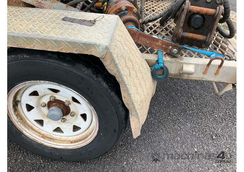 caption 2017 Maxim Trailers Tandem Axle Plant Trailer