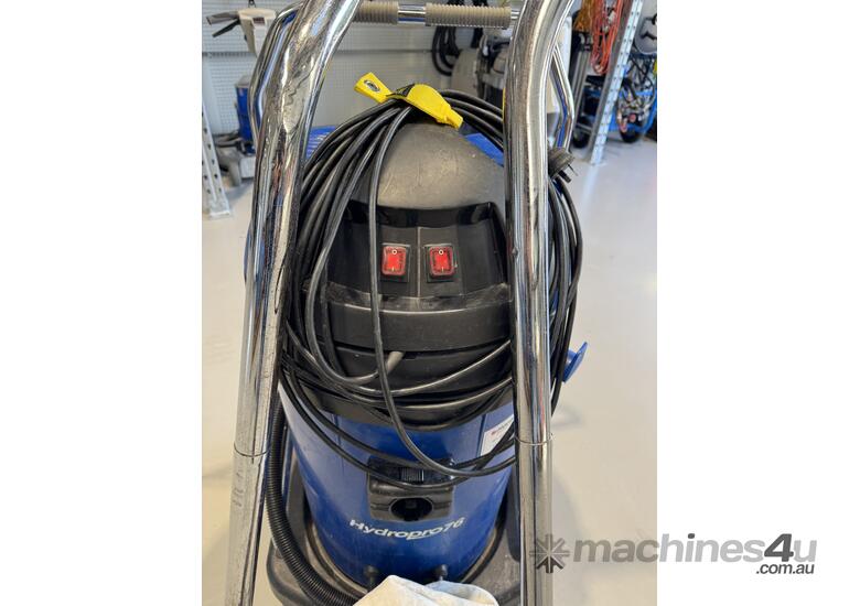 PacVac Hydropro 76 Wet and Dry Vacuum 