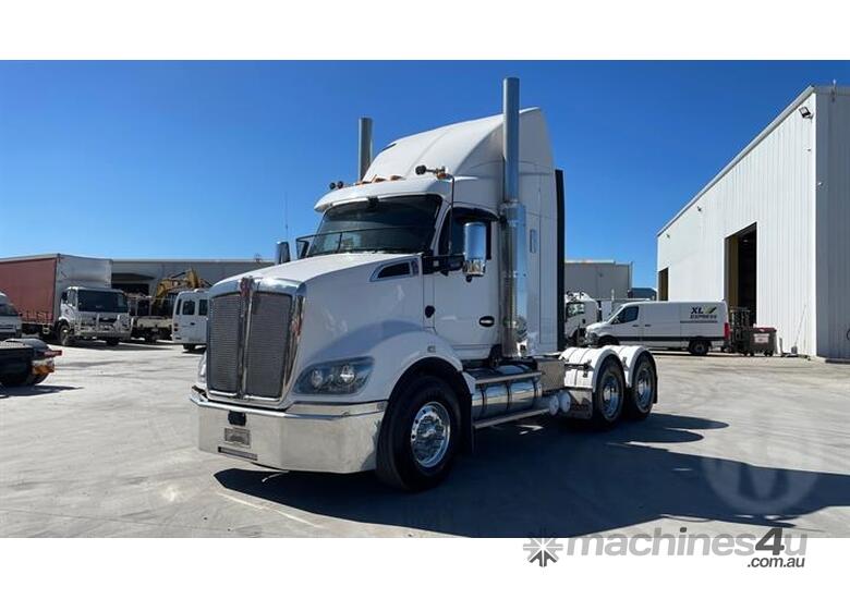 caption Kenworth T610