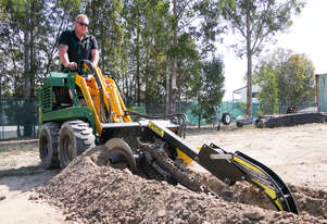 Kanga 6 Series Petrol / Wheeled Mini Loader