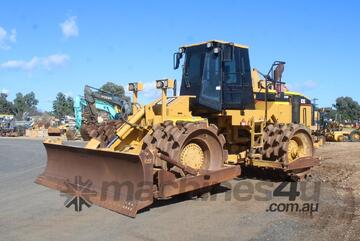 Caterpillar 2003   825G