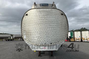 2012 Marshall Lethlean MLLWTA21TWTE Tri Axle Fuel Tanker Combination