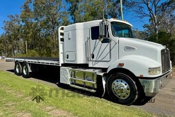 2012 Kenworth T359 with 36-inch flat roof bunk, auto, Cummins 440hp, new Sammut 8m tray