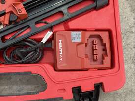 Hilti GX 90-WF Cordless Framing Nail Gun - picture1' - Click to enlarge