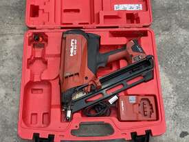 Hilti GX 90-WF Cordless Framing Nail Gun - picture2' - Click to enlarge