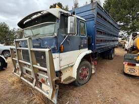 Rigid Tray Truck & Crate - picture1' - Click to enlarge