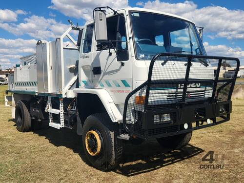 Isuzu FTS700 4X4 Single Cab Firetruck.
