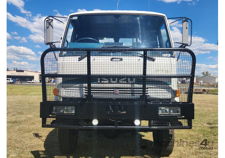 Isuzu FTS700 4X4 Single Cab Firetruck.