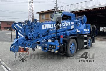 Kato 2018   13 tonne City Crane