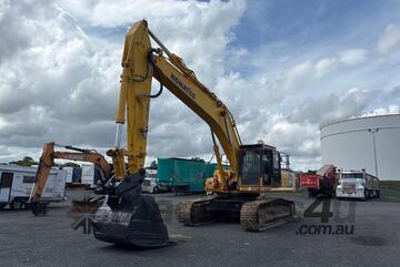 Komatsu PC450 LC-8 Excavator (Steel Tracked)