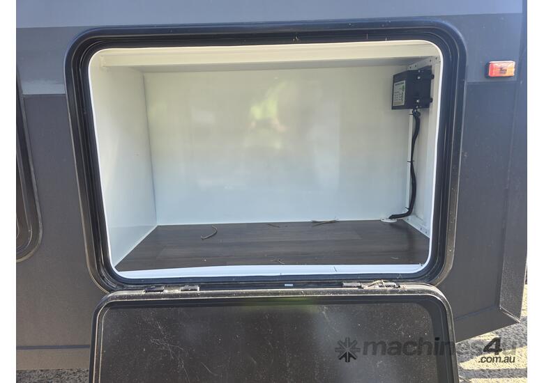 2024 Ezytrail VZ4800-LR Caravan