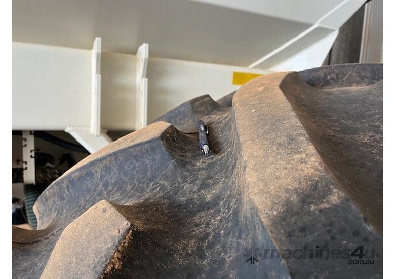 2021 Bourgault 8350 Air Carts