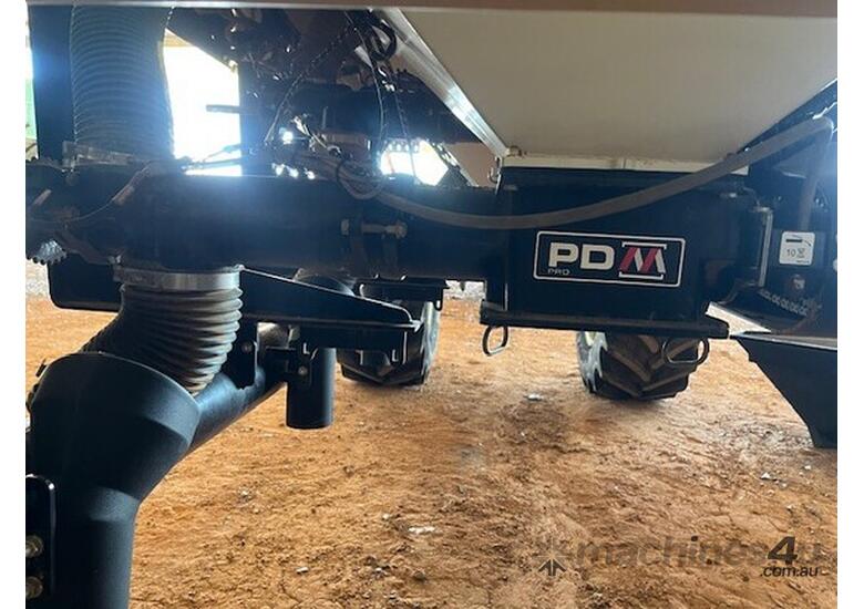 2021 Bourgault 8350 Air Carts