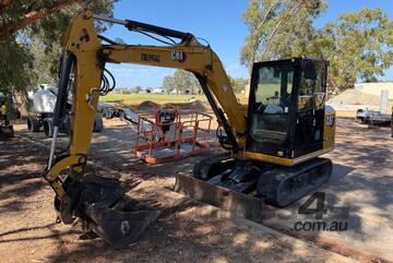2021 CAT 305.5E2 Excavator Low Hours, Full Service, Multiple Attachments