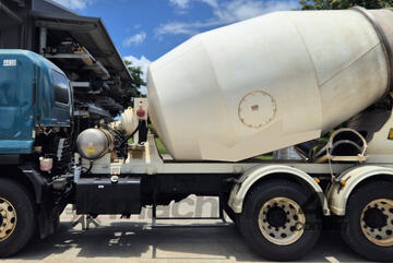 2008 Isuzu FH 6.5m3 Concrete Mixer Truck, Auto, E.M.U.S TS924