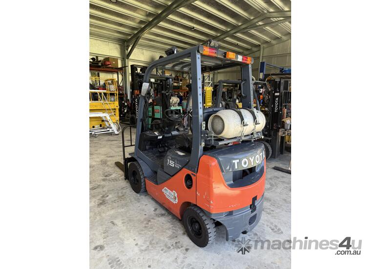 2018 TOYOTA 8 SERIES DELUX 1.5 TON CONTAINER STUFFER MAST FORKLIFT