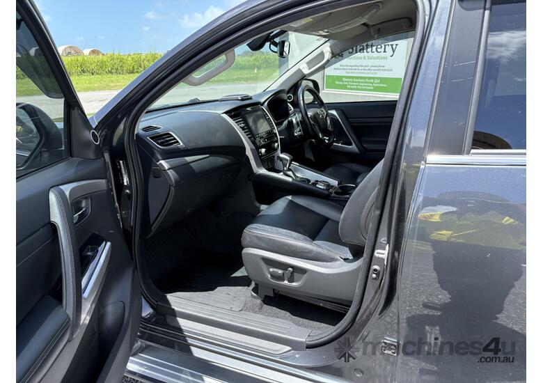 2023 Mitsubishi Pajero Sport Exceed Diesel