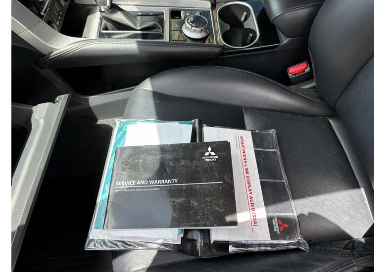 2023 Mitsubishi Pajero Sport Exceed Diesel