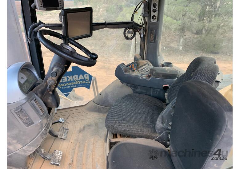 Challenger MT955C Articulated 4x4 Tractor