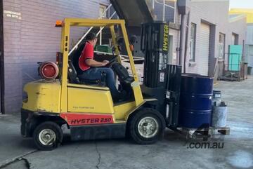 Hyster   Forklift 2.5T