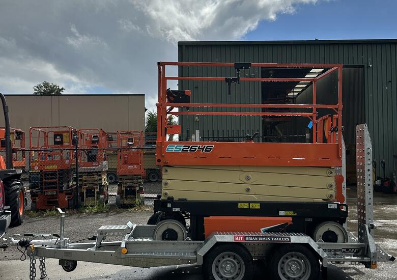 2023 USED JLG Electric 26ft Scissor Lift New Plant Trailer