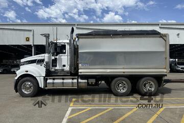 2014 Mack CMHR Trident 6x4 Tipper