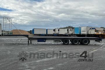 2002 Krueger ST-3-OD Tri Axle Drop Deck Trailer