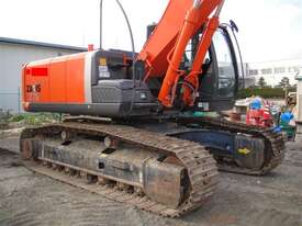 Hitachi ZX270-3 Excavator - picture1' - Click to enlarge