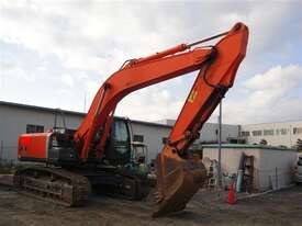 Hitachi ZX270-3 Excavator - picture2' - Click to enlarge