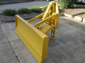 Grader Front Push Blade - picture0' - Click to enlarge