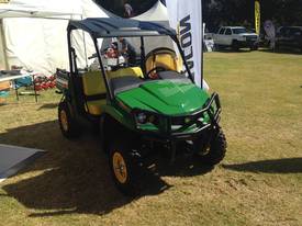 John Deere Mid Duty Gator XUV550 - picture0' - Click to enlarge