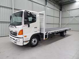 Hino FC 1022-500 Series Tray Truck - picture0' - Click to enlarge