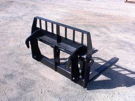 Terex Lift quick hitch forks - picture1' - Click to enlarge
