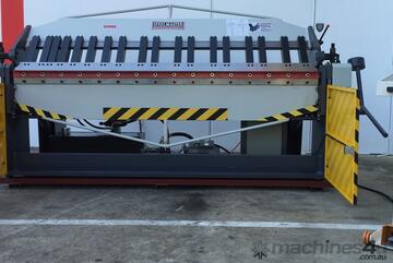 2500mm 2 x Hydraulic Panbrake 240 VOLT