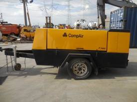 COMPAIR 2400P 400CFM MOBILE DIESEL AIR COMPRESSOR - picture0' - Click to enlarge