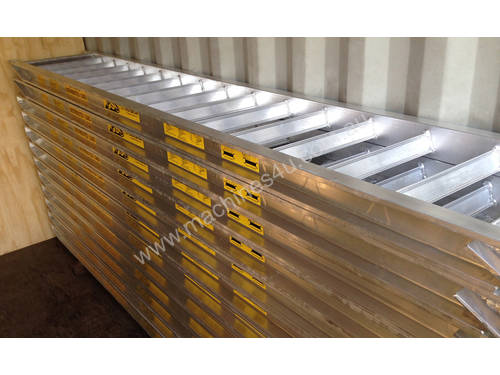 New 3.5 tonne Aluminium loading ramps (extra wide)