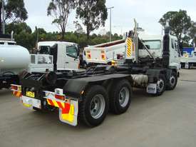 Fuso FS52 Hooklift/Bi Fold Truck - picture2' - Click to enlarge
