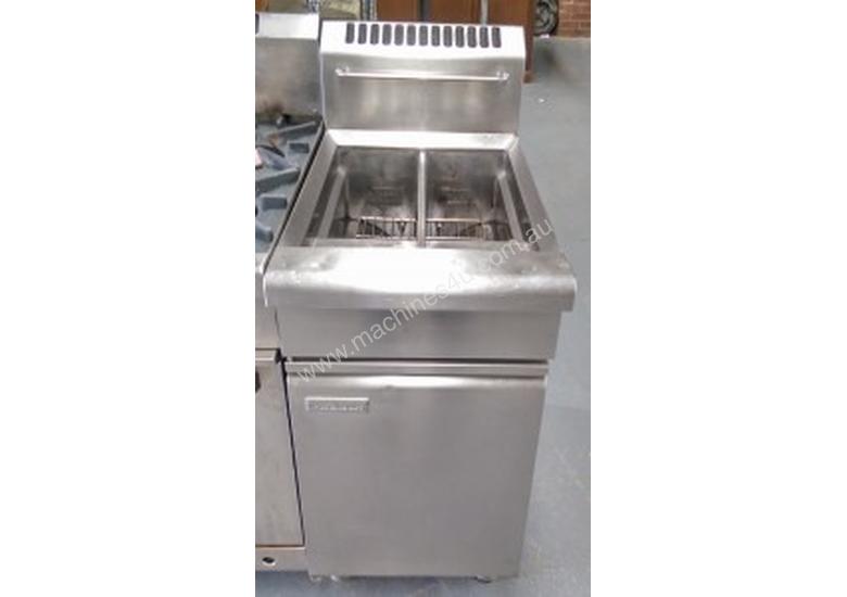 caption WALDORF Gas Double Pan Deep Fryer